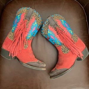 Girls Ariat cowboy boots